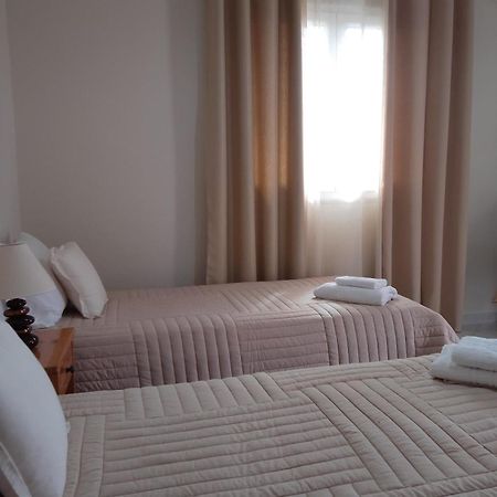 Vicky'S Guesthouse Kávos Dış mekan fotoğraf