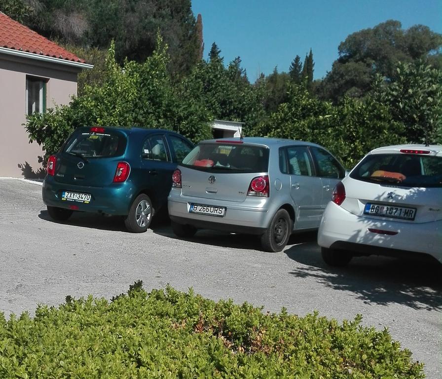 Vicky'S Guesthouse Kávos Dış mekan fotoğraf